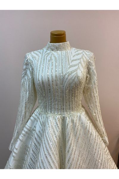RENGARENG TESETURE WEDDING DRESS