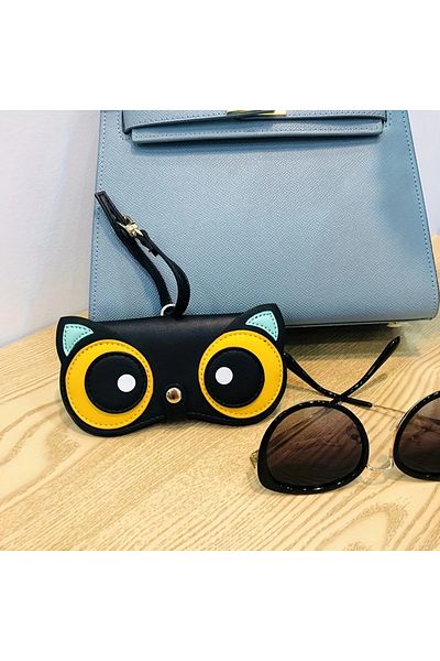 GlassySKY Luxury Practical Easy to Carry and Access Artificial Leather Glasses Case That Can Be Hung on the Bag, Summer Accessory Fashion