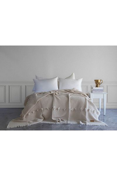 Dantela Plume Pompom Bedspread - Stone