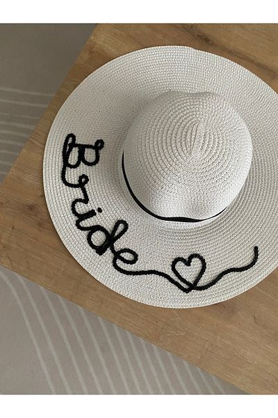 Petek Collection Special Day,Wedding,After Party,Bachelorette,Photo Shoot Bridal Hat with "Bride"