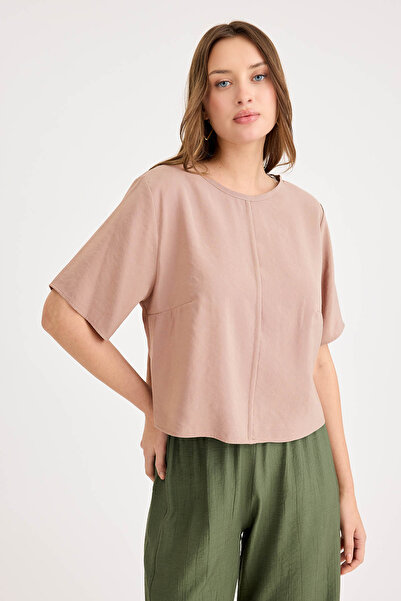 Vitrin Round Neck Short Sleeve Crop Blouse