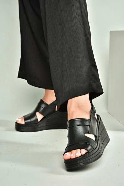 Fox Shoes U555960303 Black Genuine Leather Wedge Heeled Women's Shoes