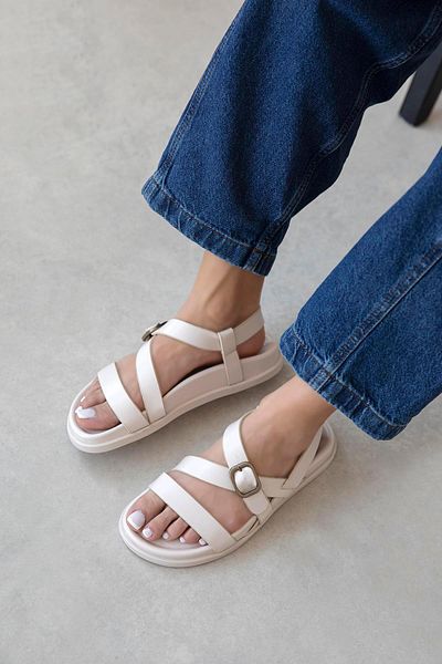 STRASWANS Vitinha Women's Flip Flops Leather Sandals Beige