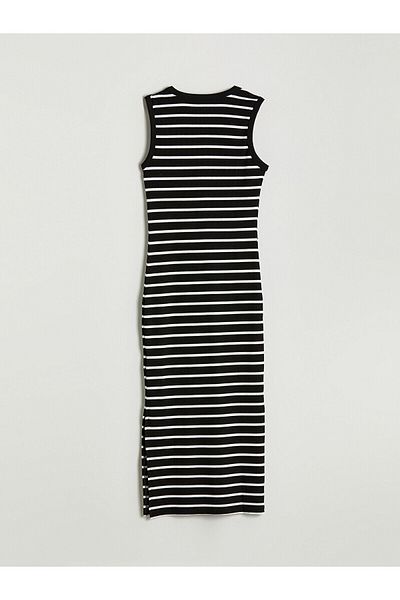 LC Waikiki Rochie bodycon cu dungi cu decolteu