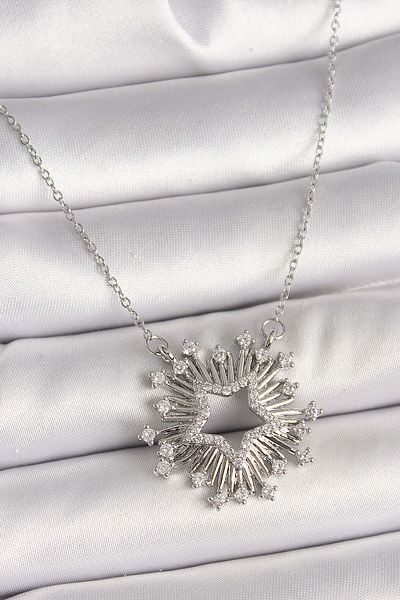 Avantaj Kapıda ®   316L Steel Silver Color Zircon Stone Star Model Women's Necklace