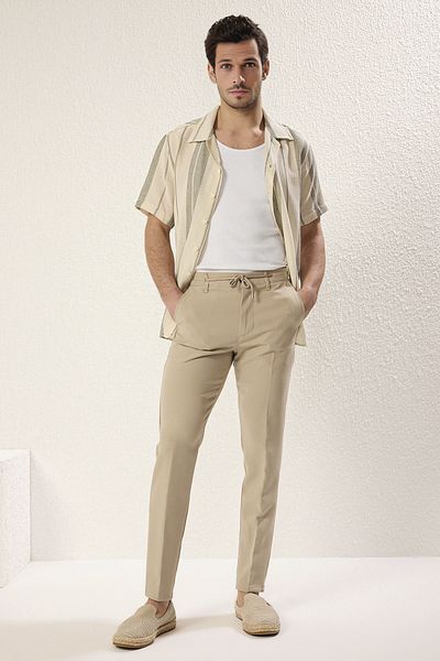 Trendyol Collection Stone Slim Fit Beli δέσιμο Λεπτομερές ελαστικό υφαντό παντελόνι TMNAW25PL00027