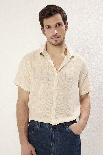 Trendyol Collection Καλοκαιρινό πουκάμισο Premium Beige Regular Fit με ριγέ υφή TMNSS23GO00063