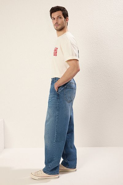 Trendyol Collection Μεσαίο μπλε Skater Jean - Loose Jeans TMNSS25JE00003