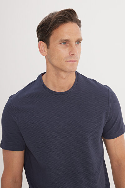 AC&Co / Altınyıldız Classics Pánské námořnicky modré flexibilní slim fit modalové tričko – kulatý výstřih, měkký knoflík