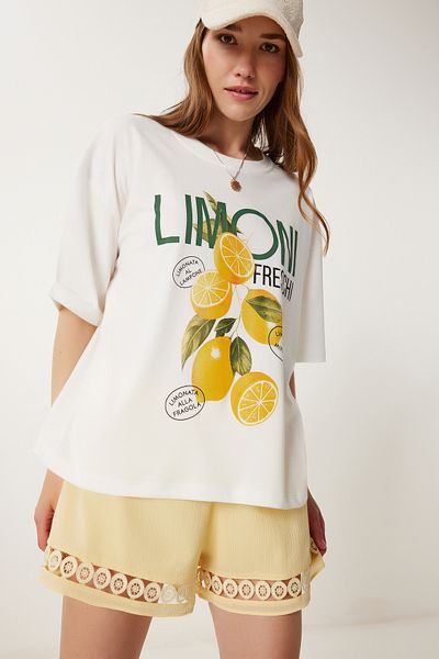 Happiness İstanbul Damen-T-Shirt aus Baumwolle mit Ecru-Zitronen-Print YY00240