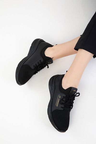 SOHO Black-Black-Gold Unisex Sneaker 20678
