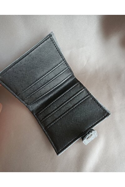 Gül Karatekin Γυναικεία ασημένια καρφωτή θήκη για κάρτες (χωρίς απορρόφηση λάμψης)