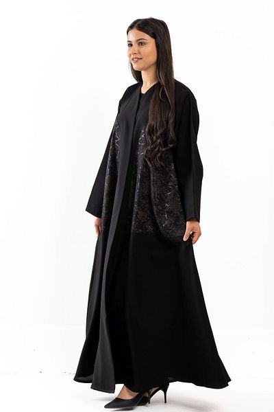 Hasnaa Abaya Black abaya with jacquard inserts on the front