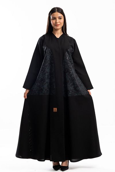 Hasnaa Abaya Black abaya with jacquard inserts on the front