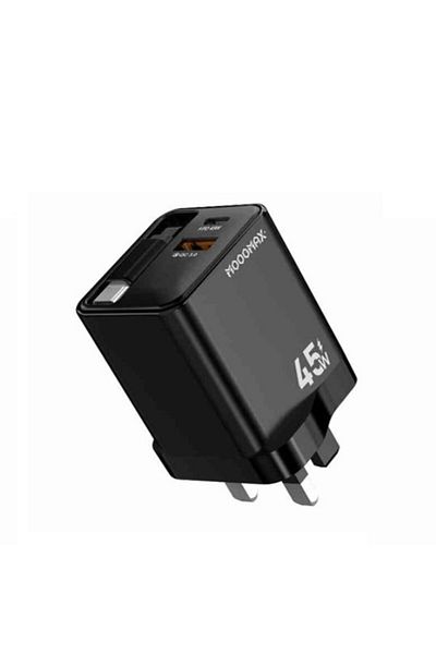 MOOGMAX 45W Type-C charger for ultra-fast and efficient charging for iPhones and tablets