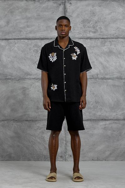 NOMARC Black Oversize Leaf Embroidered Short Sleeve Shirt