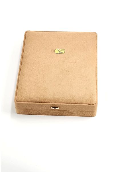 salman saffron Super Negin Safron15 gm in Velvet Gift Box with prop - Box Size 270x220x52 mm