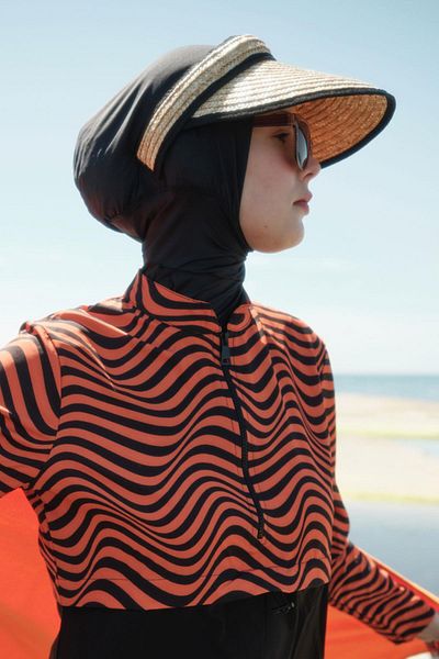 C&City Black Straw Visor Hat Y8218