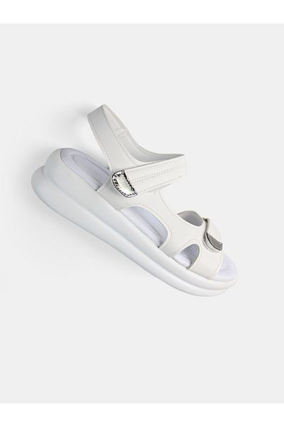 MAGGIO White Women's Sandals