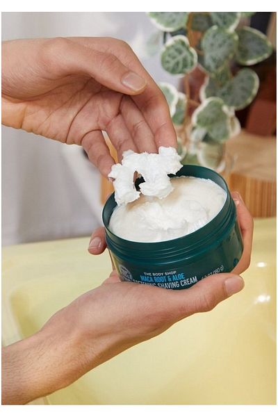 THE BODY SHOP Maca & Aloe Skin Softening Shaving Cream 200 ml