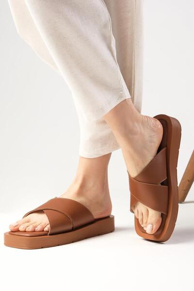 Mio Gusto Дамски чехли Bess от естествена кожа с дебела подметка, кафяви