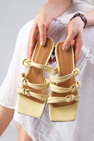 Mio Gusto Gisela Genuine Leather Yellow Color Heelless Banded Women's Slippers