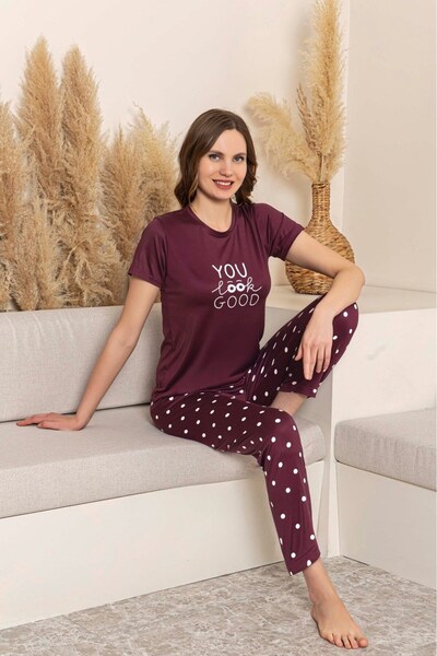 GUAVA+ طقم بيجامة نسائي صيفي بأكمام قصيرة وياقة دائرية بدون أزرار بنقش البرقوق