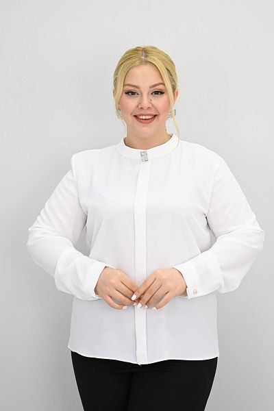 Koza Butik Women's Plus Size Judge Collar Stone Brooch Detailed Blouse 0034-25