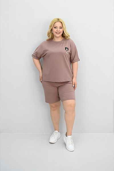 Koza Butik طقم شورت نسائي مقاس كبير بأكمام قصيرة ومزين بتفاصيل إكسسوارات 8186-25