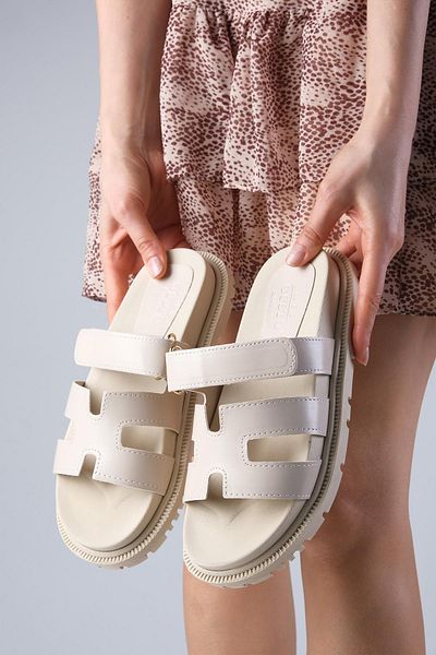Mio Gusto Arden Beige Color Women's Flat Summer Slippers
