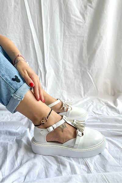 Shoebutik Pantofi de damă Cuba din piele albă de vară în aer liber