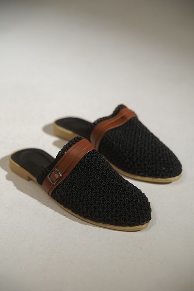 lovitto Straw Buckle Detailed Slippers Vegan Women's Slippers