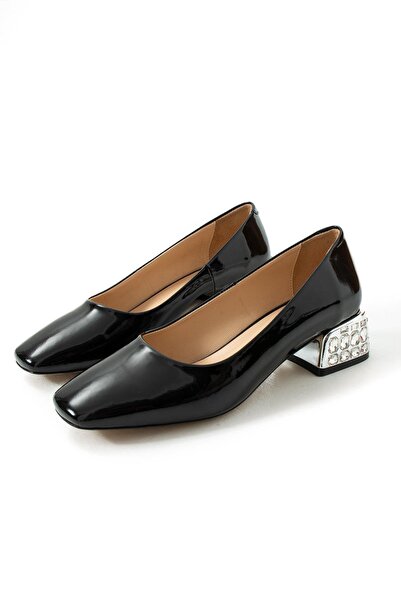 FOLLİNİ Kadın Hakiki Deri Topuk Detaylı Klasik Ayakkabı Siyah Rugan