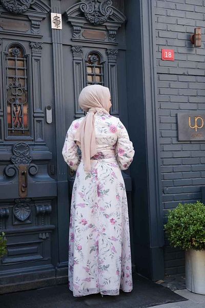 Neva Style Beige Floral Patterned Hijab Dress 27989