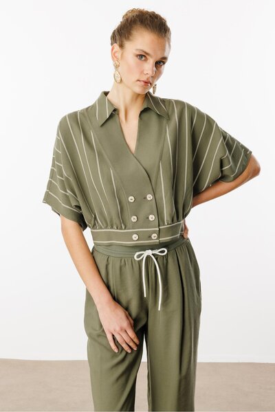 Moda İlgi Modailgi Yarasa Kol Önü Bantlı Bedeni Büzgülü Kısa Gömlek Bluz Haki