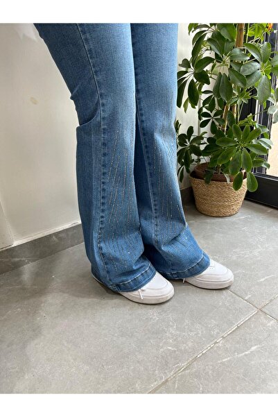 LA CARTE evazat Pantaloni din denim brodat cu pietre 4000