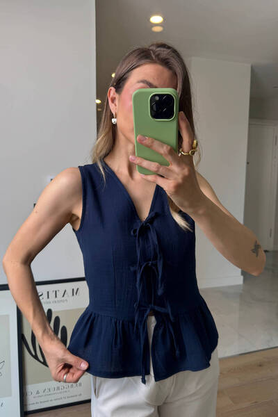 Sue Store Μπλούζα μουσελίνας με μπλέ μπλέ μπλουζάκι με δεμένο μπροστινό μέρος