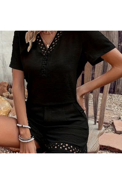 atelyu Janes Women's Short Sleeve V Neck Lace Detailed Wrinkle Blouse and Short Double Suit