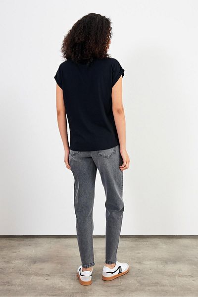 VENA Tricou de damă, negru strălucitor, cu decolteu rotund, cu imprimeu regular fit