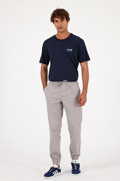 VENA Ανδρικό λογότυπο Vena Navy Blue - Μπλουζάκι με ανάγλυφο εμπριμέ λαιμόκοψη