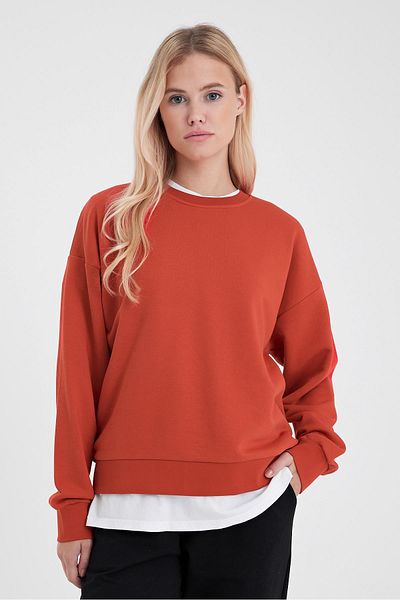 VENA Women's Rhona Red Crew Neck Regular Fit 3 Thread Sweatshirt