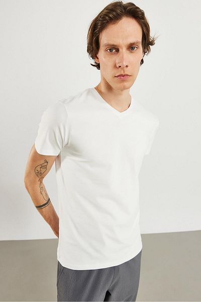 VENA Men's Nick White V-Neck Slim Fit Basic T-Shirt