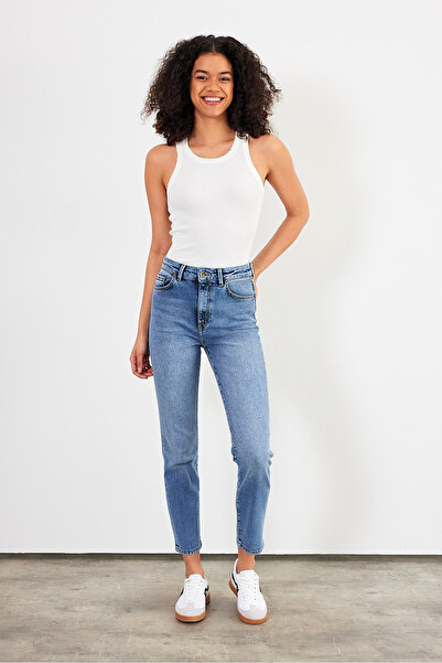 VENA Jessica Vintage Med Blue Mom Jean Pants - Vintage Med Blue