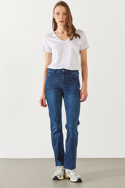 VENA Boyfriend V-Neck Regular Fit Modal T-Shirt(Tencel)(Tm) - White