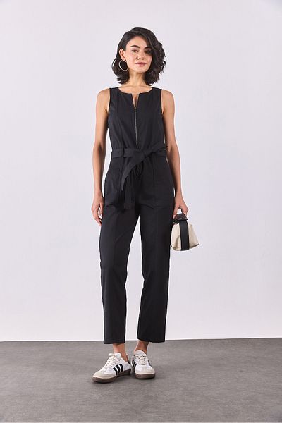 VENA Bianca Sleeveless Jumpsuit - Black