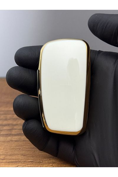 Luxe Aksesuarr Audi A3, A6, A1, A4 Q2, Q3 Switchblade 3 Button Silicone Key Protection Case White Color