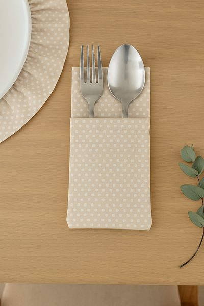 Mirilliahome Σετ με 2 πουά μαχαιροπήρουνα από λινό πάπια / θήκη για χαρτοπετσέτα