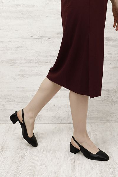 GÖNDERİ(R) Women / Girls Black Short Thick Heeled Slingback Shoes