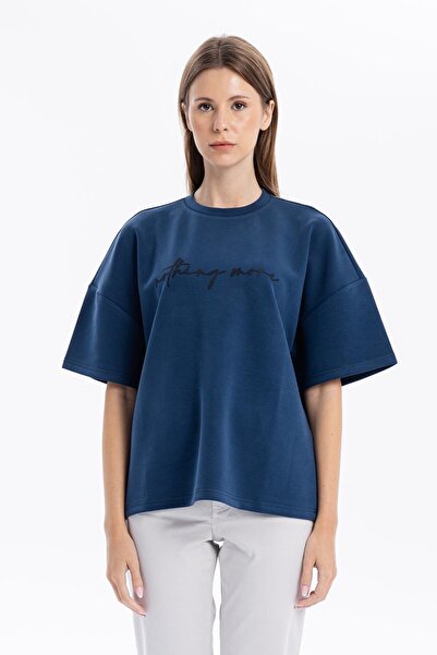 GMG FIRENZE Γυναικείο μπλουζάκι Crew Neck oversized Emboss με τύπωμα