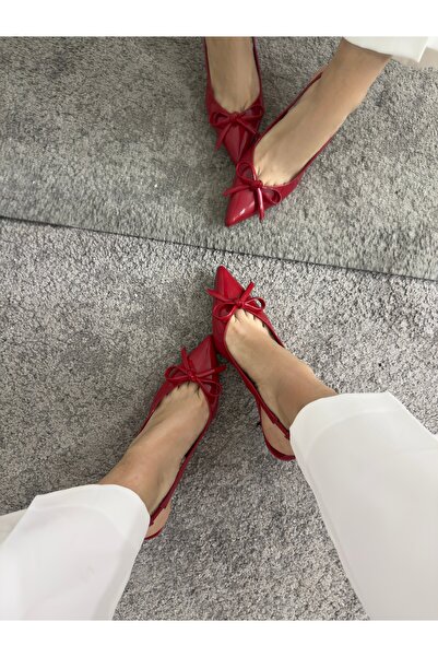 MYVOLANTE Kırmızı Rugan Fiyonk Detaylı Kısa Topuklu Kadın Ayakkabı